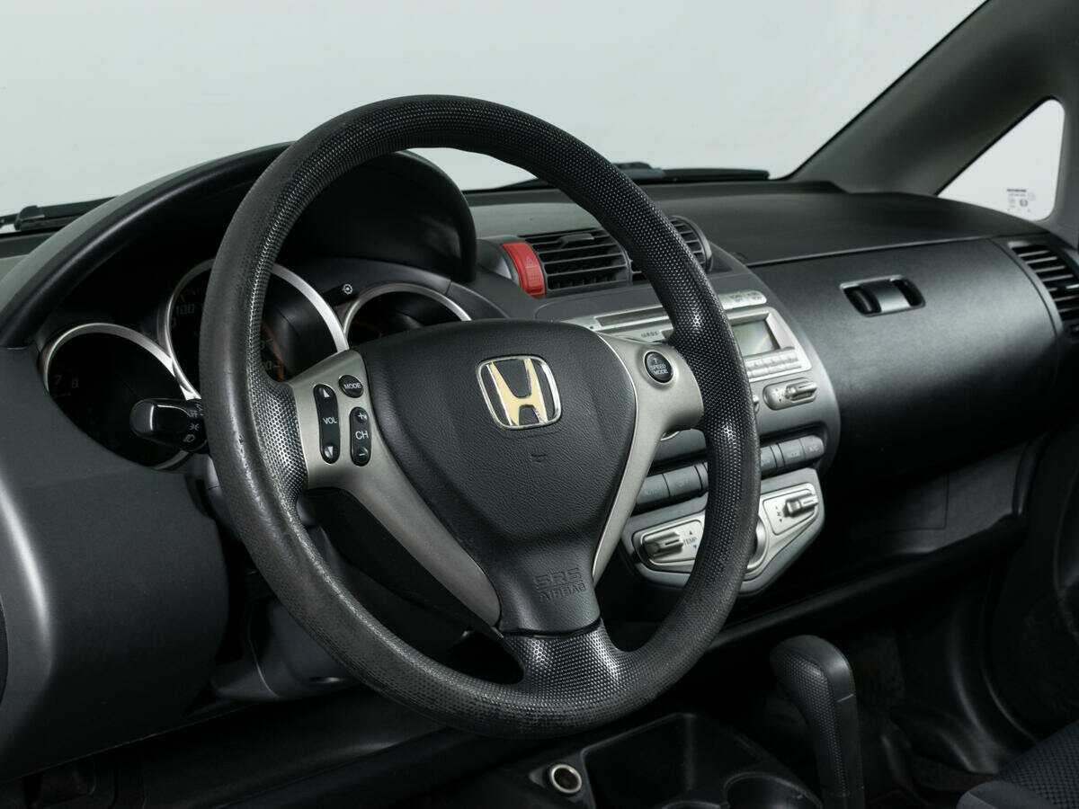 Купить Honda Jazz с пробегом. Фото: #13