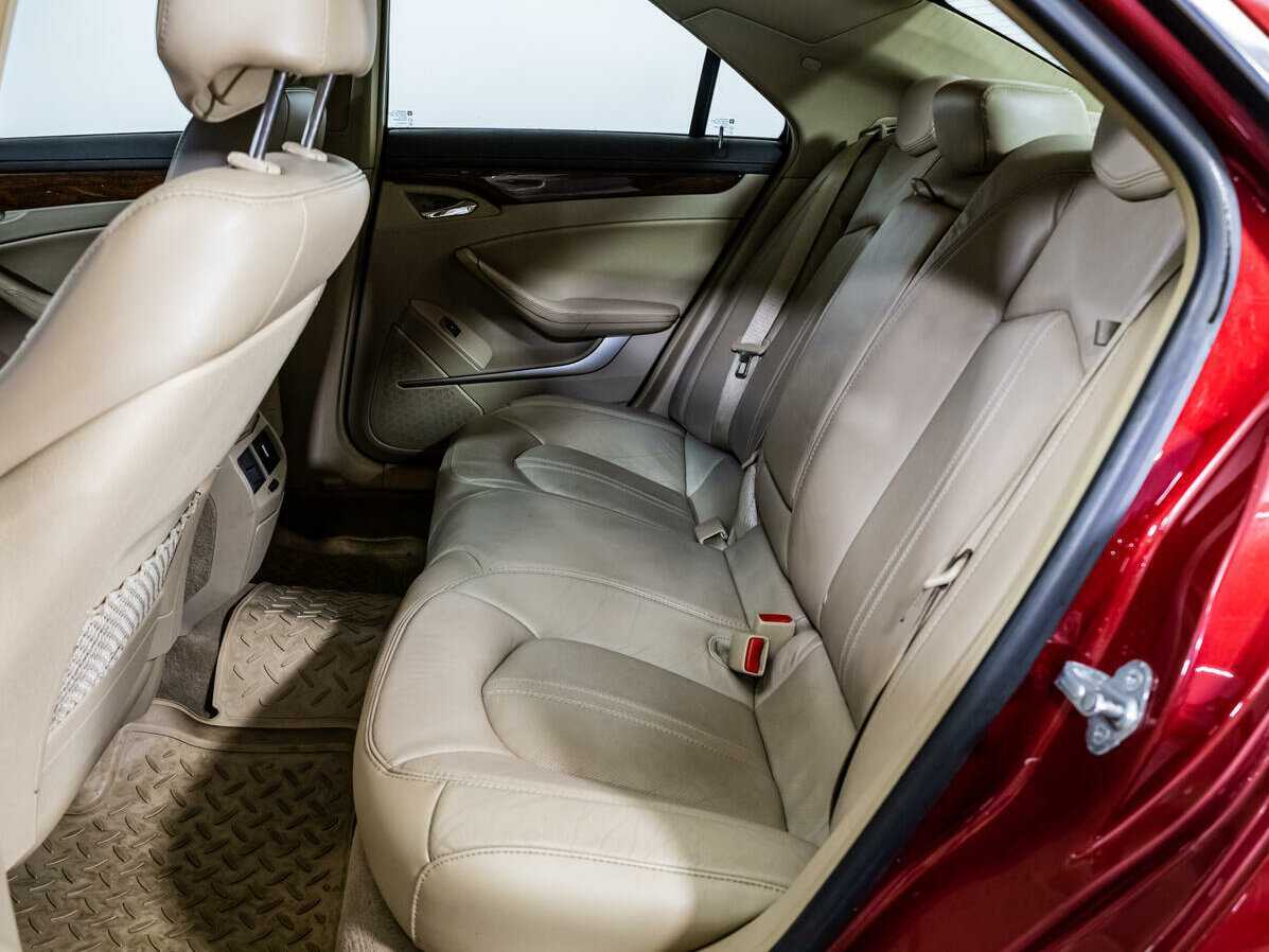 Купить Cadillac CTS с пробегом. Фото: #9