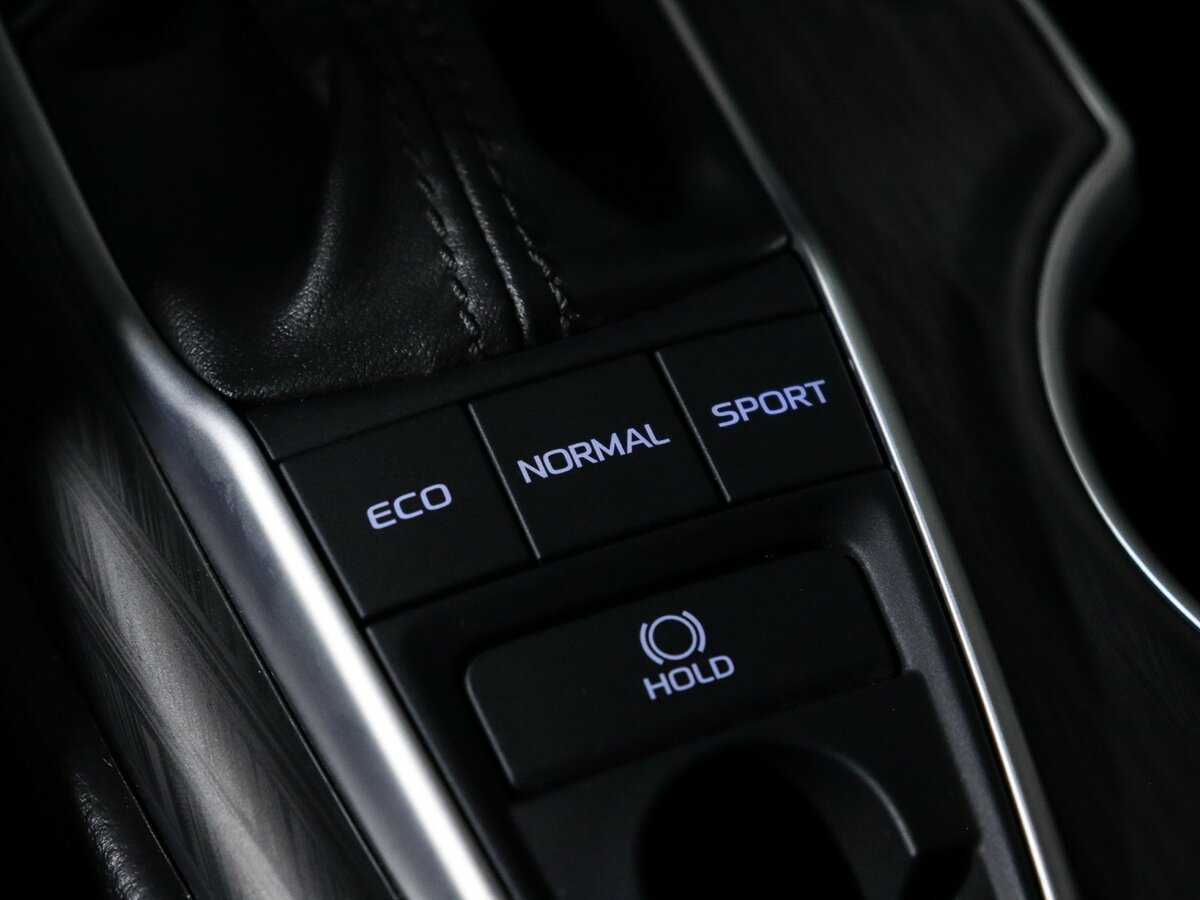 Купить Toyota Camry с пробегом. Фото: #19
