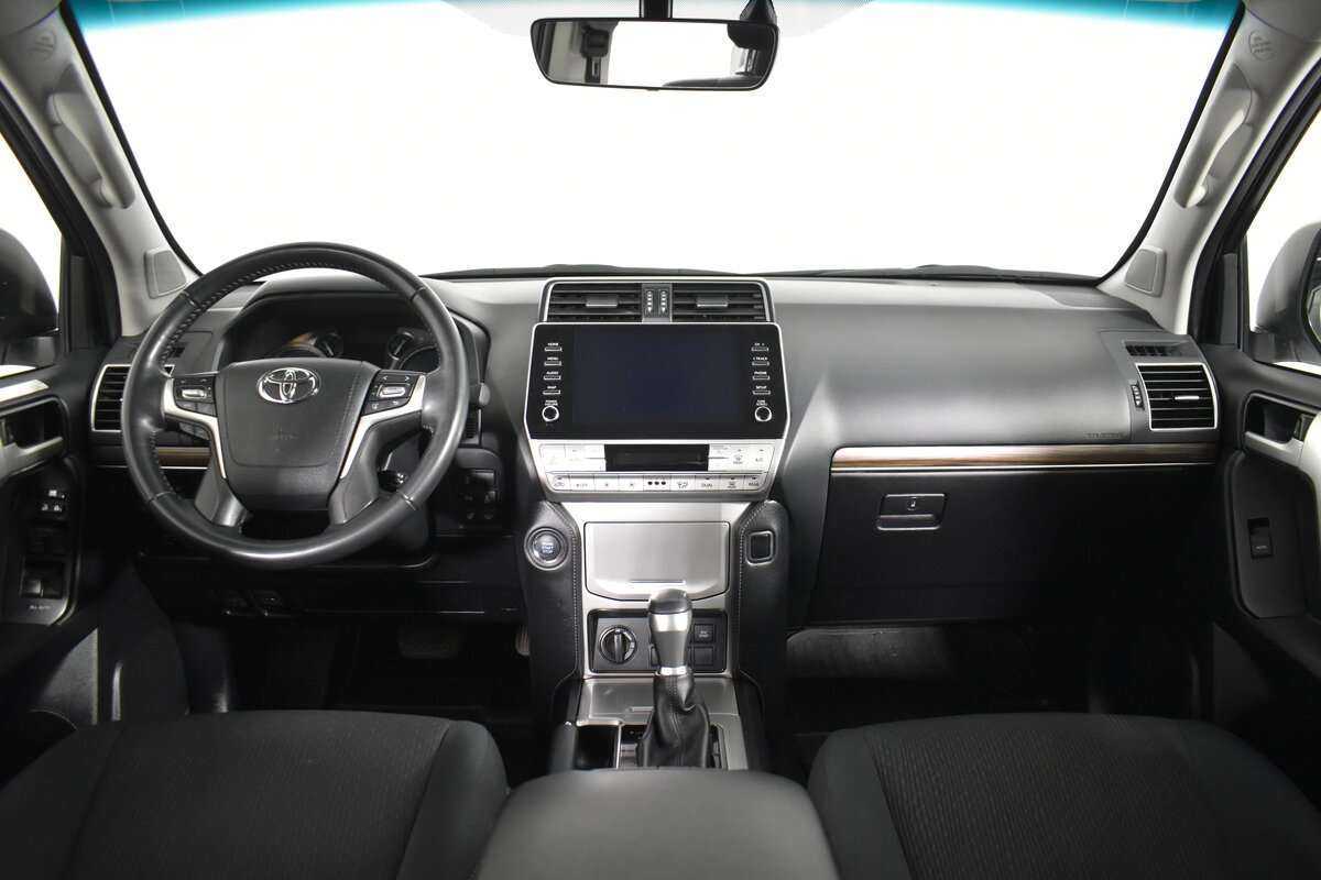 Купить Toyota Land Cruiser Prado с пробегом. Фото: #14