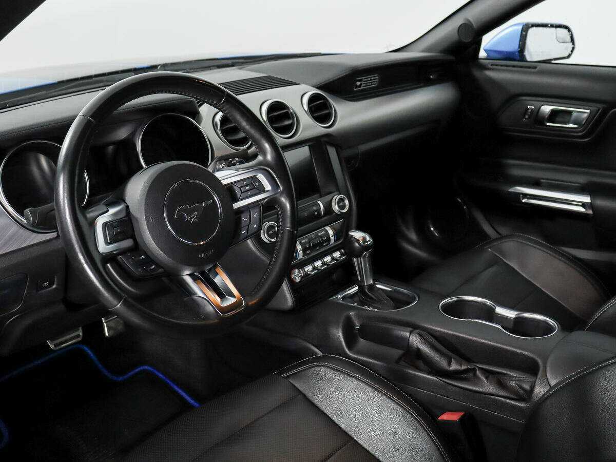 Купить Ford Mustang с пробегом. Фото: #13
