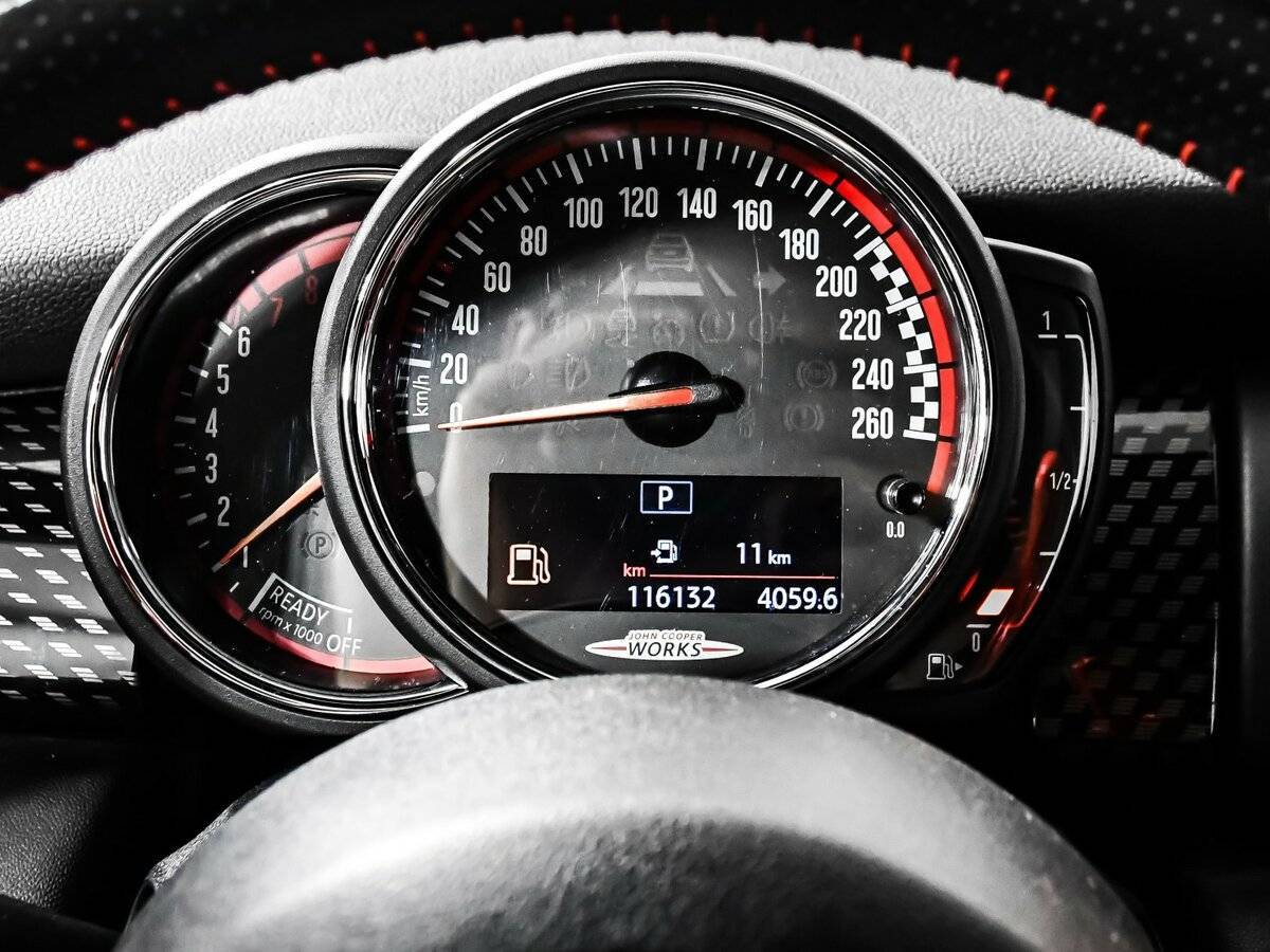 Купить Mini Hatch с пробегом. Фото: #9