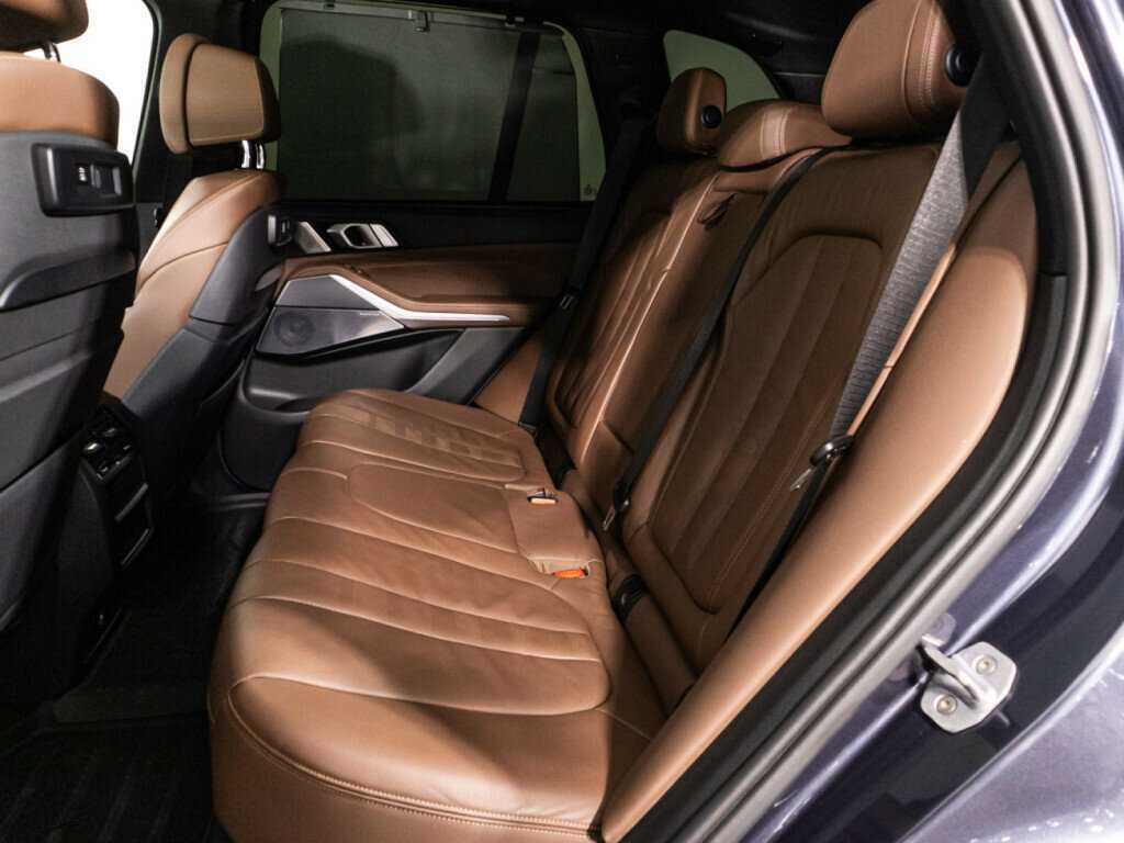 Купить BMW X5 с пробегом. Фото: #9