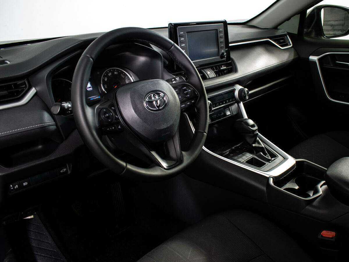 Купить Toyota RAV4 с пробегом. Фото: #12