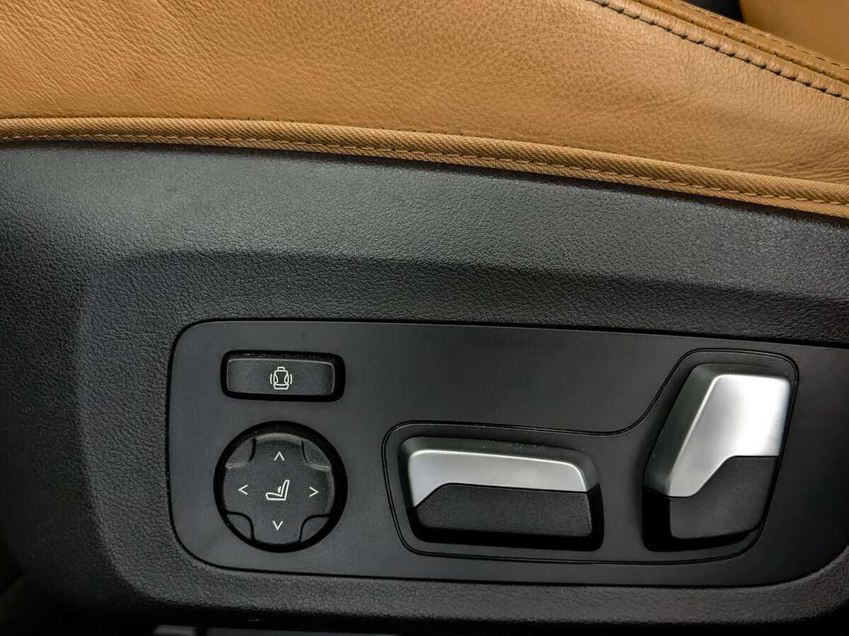 Купить BMW X4 с пробегом. Фото: #19