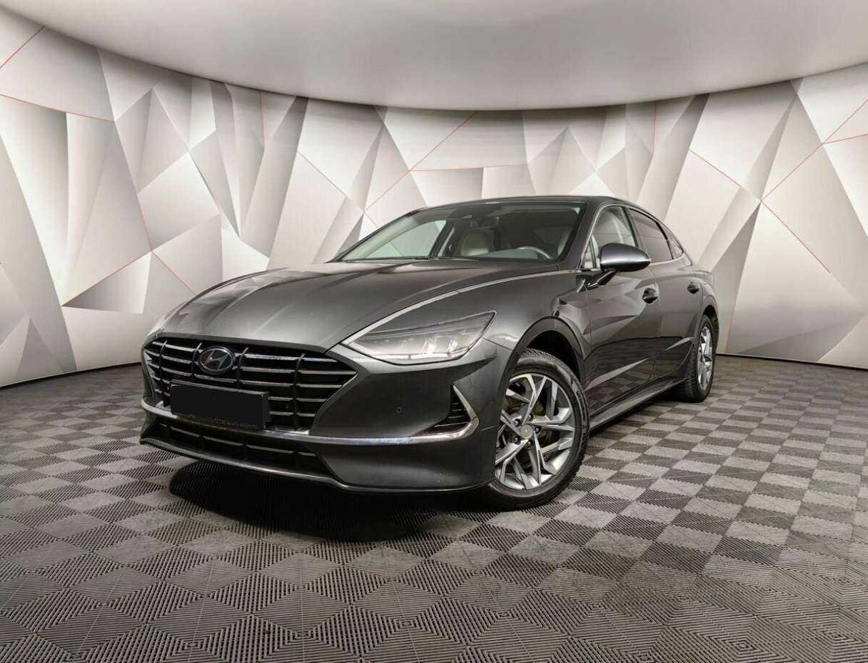 Купить Hyundai Sonata с пробегом. Посмотреть фото