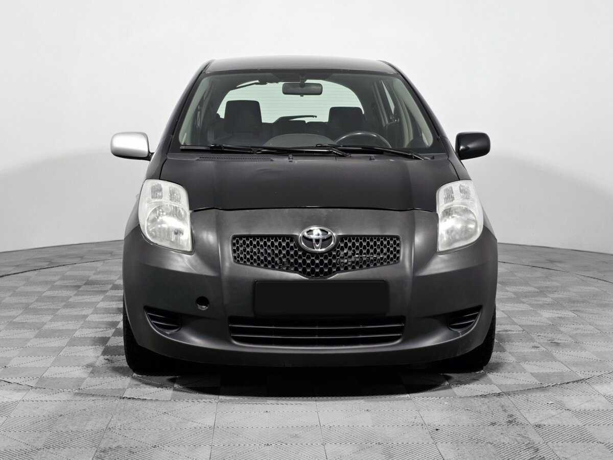 Купить Toyota Yaris с пробегом. Фото: #1