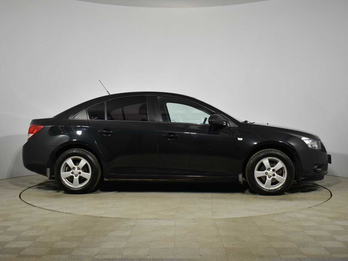Купить Chevrolet Cruze с пробегом. Фото: #3