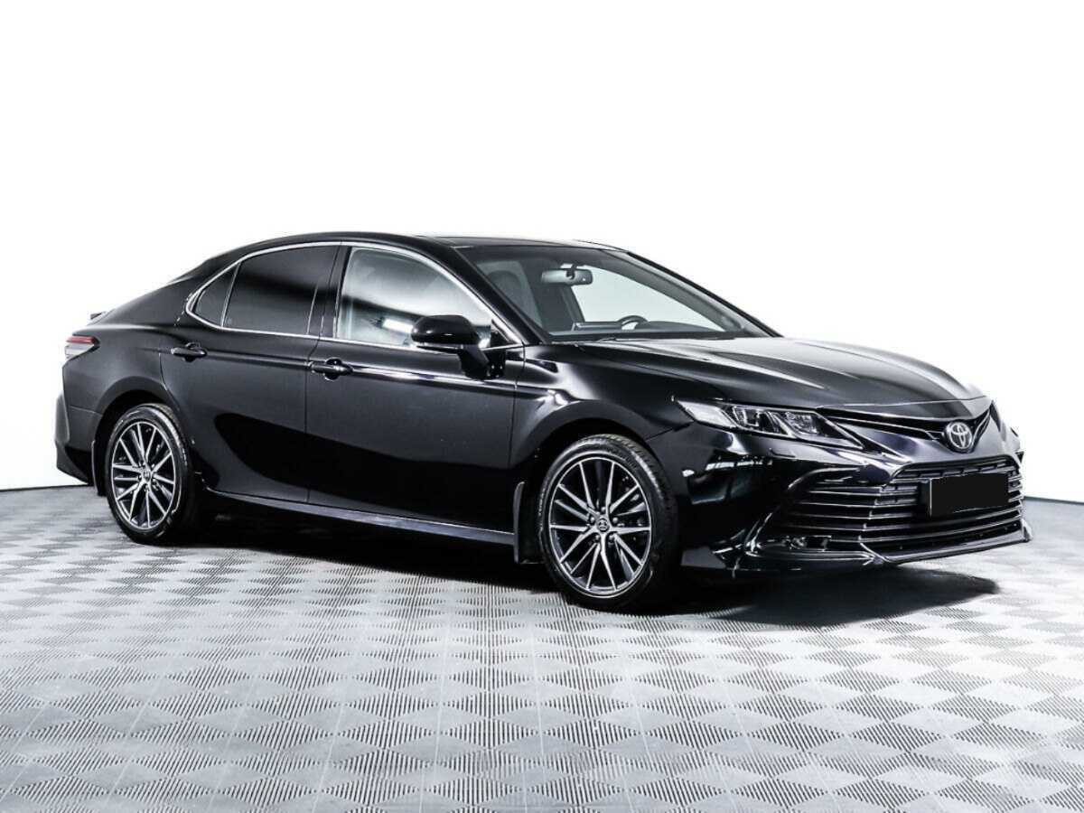 Купить Toyota Camry с пробегом. Фото: #1
