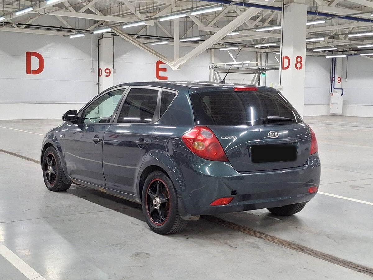 Купить Kia Ceed с пробегом. Фото: #6