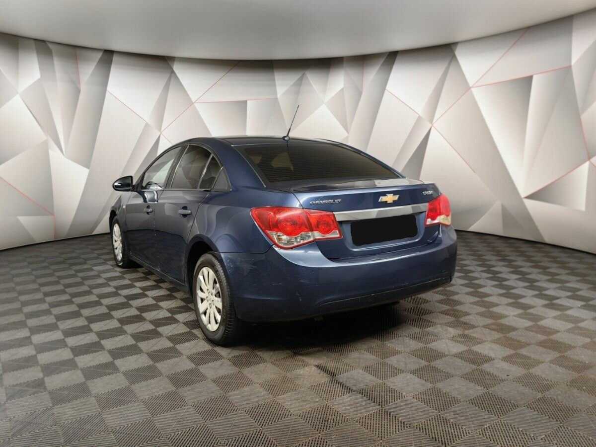 Купить Chevrolet Cruze с пробегом. Фото: #3