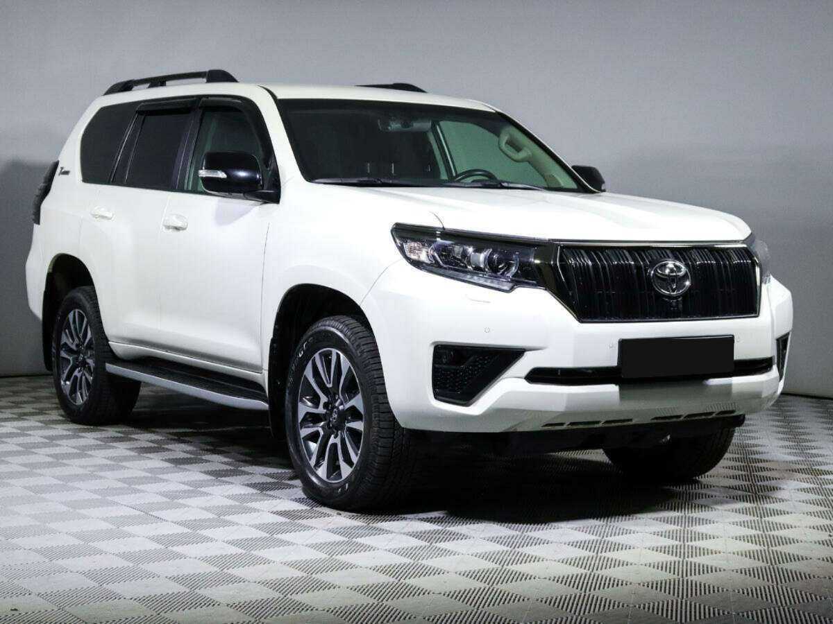 Купить Toyota Land Cruiser Prado с пробегом. Фото: #1