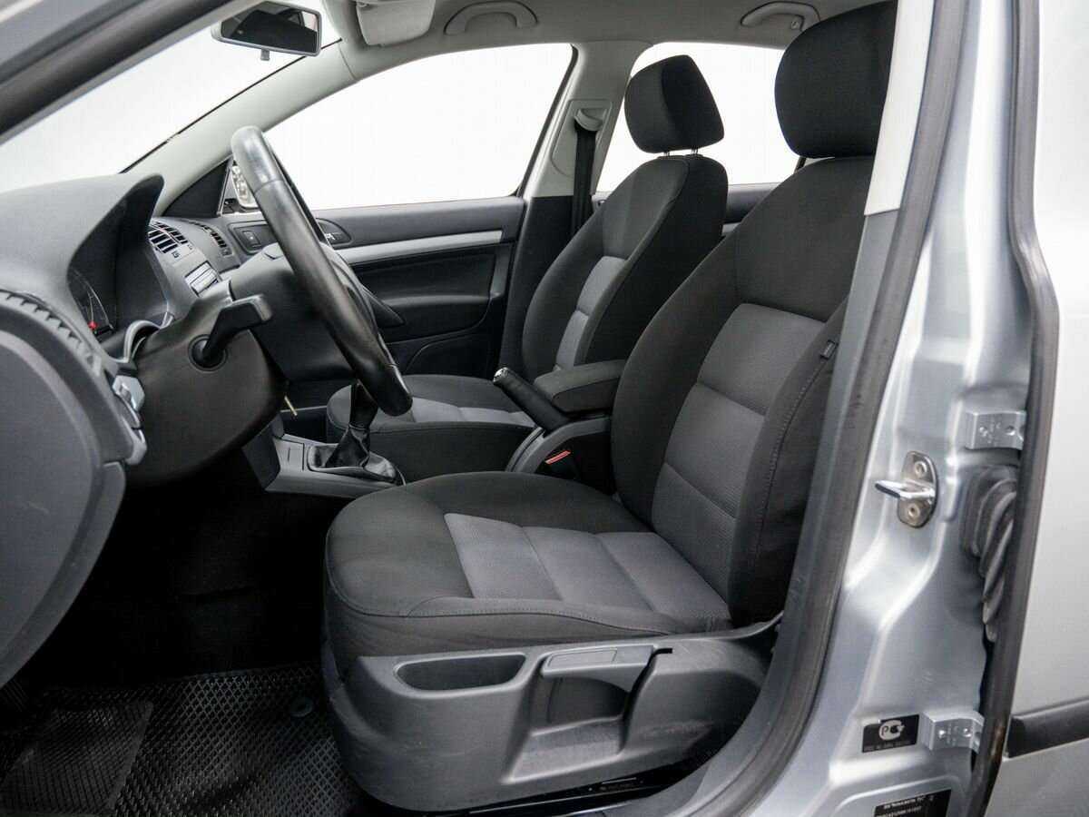 Купить Skoda Octavia с пробегом. Фото: #11