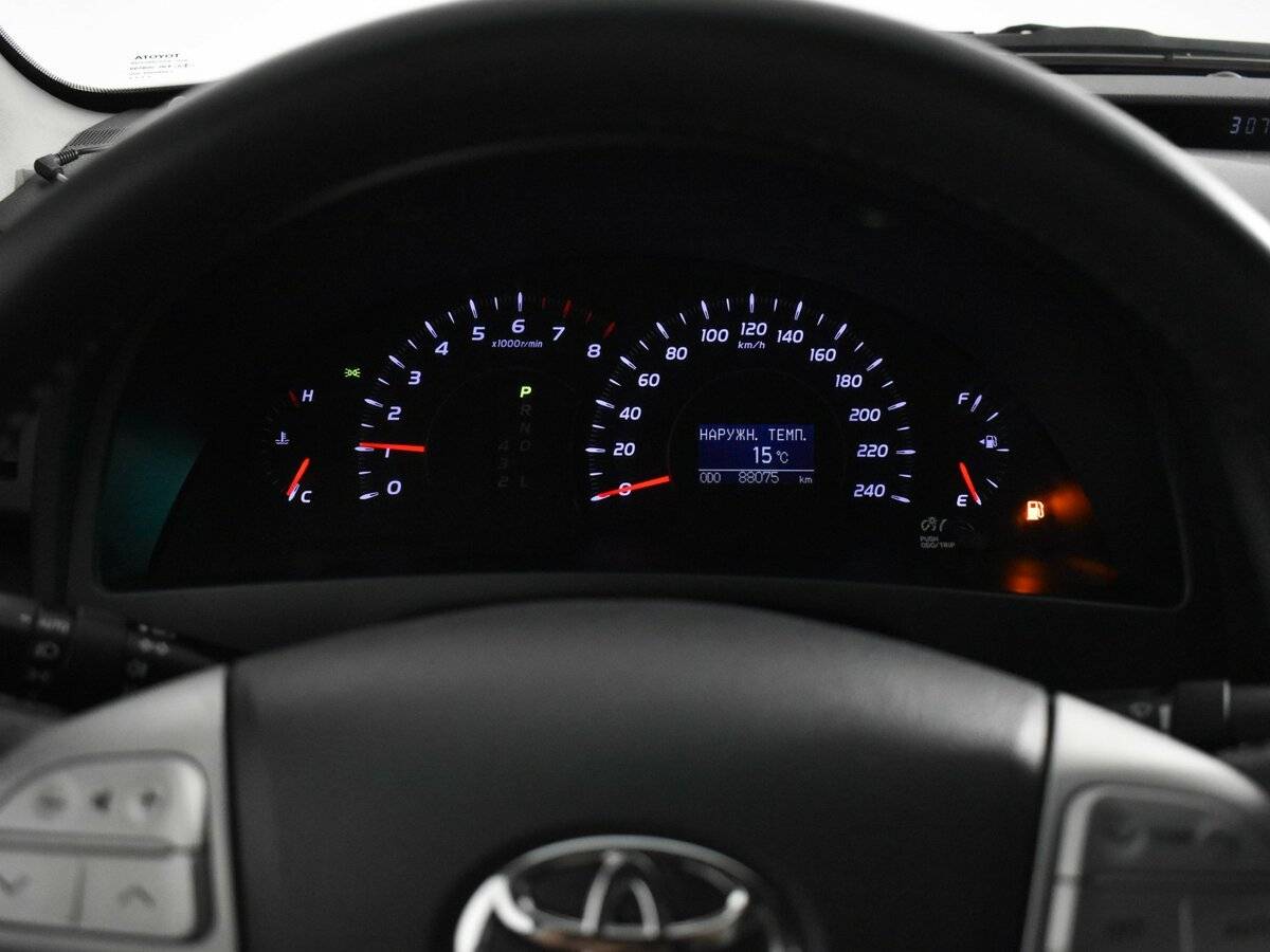 Купить Toyota Camry с пробегом. Фото: #18