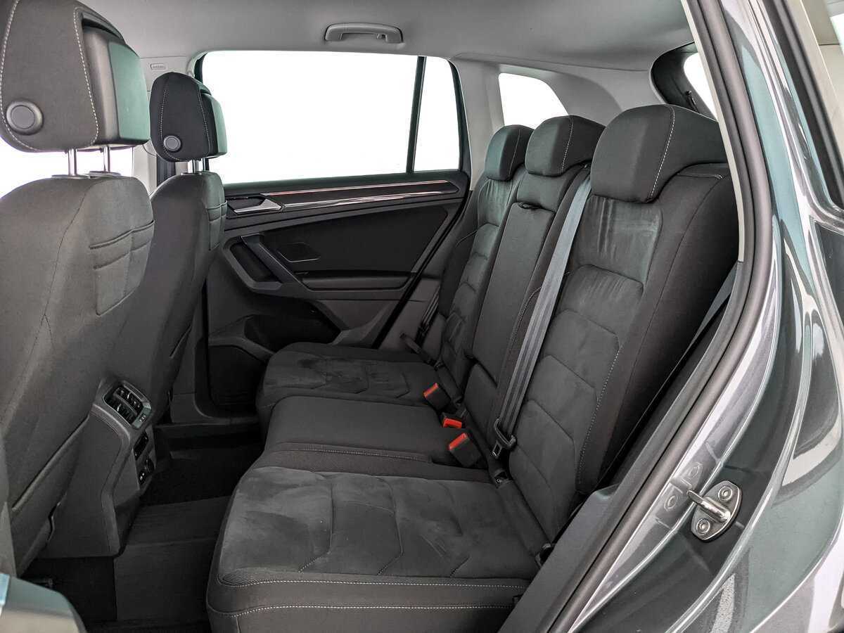 Купить Volkswagen Tiguan с пробегом. Фото: #13
