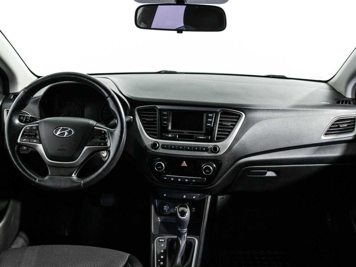 Купить Hyundai Solaris с пробегом. Фото: #12