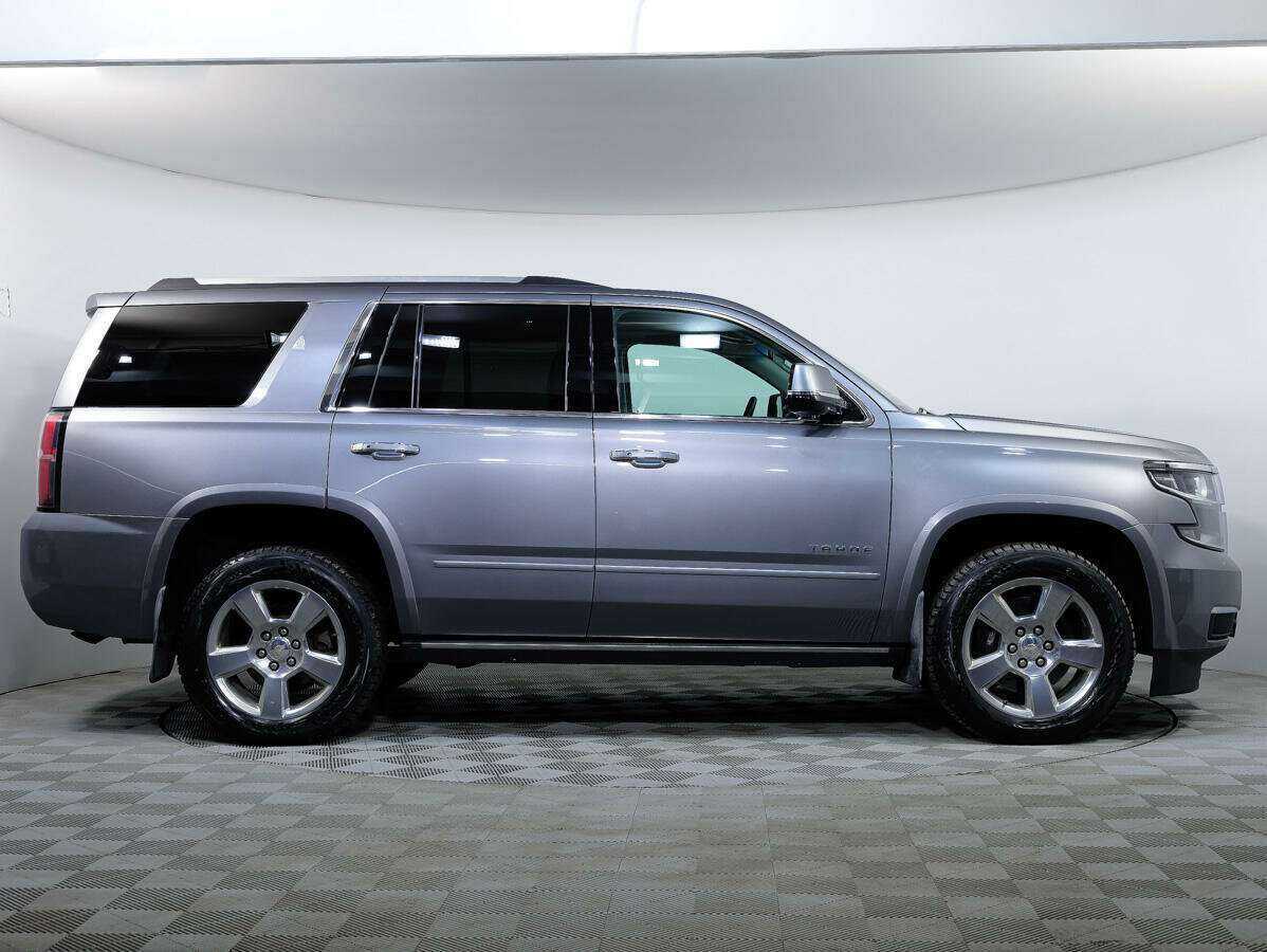 Купить Chevrolet Tahoe с пробегом. Фото: #3