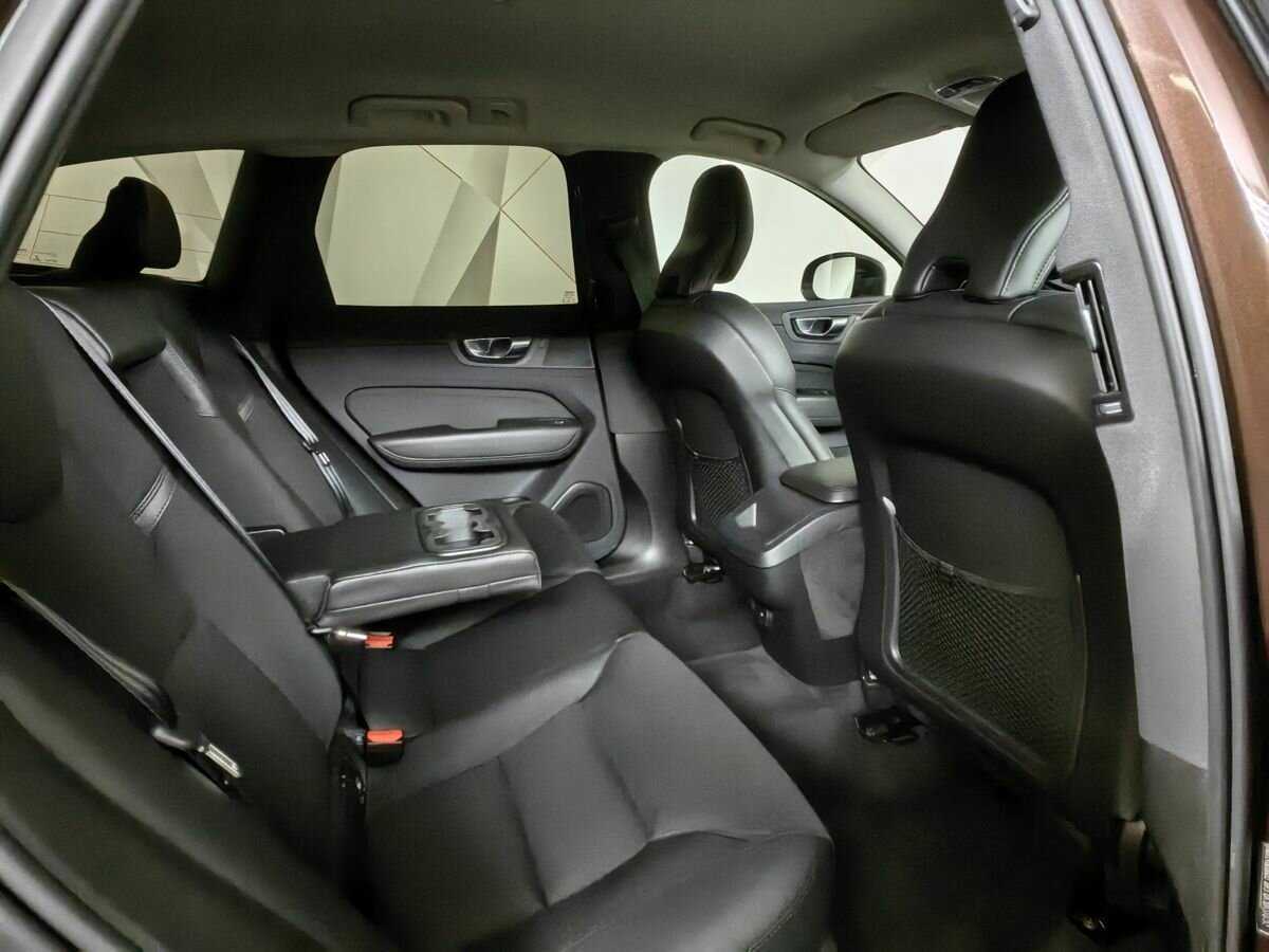 Купить Volvo XC60 с пробегом. Фото: #11