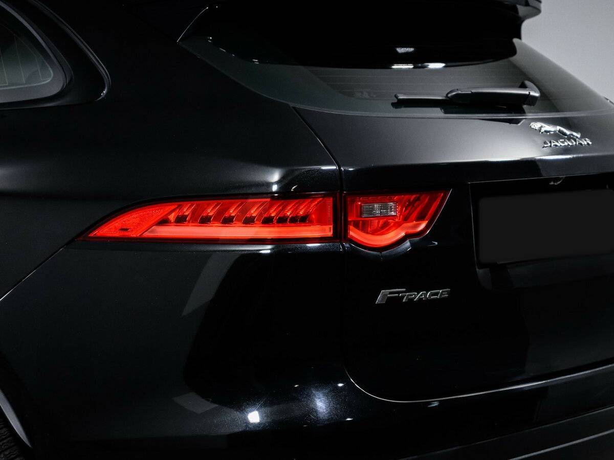 Купить Jaguar F-Pace с пробегом. Фото: #15