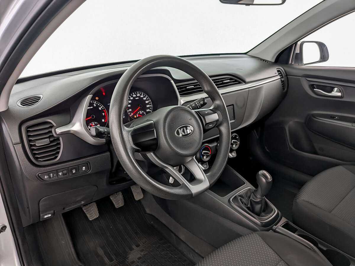 Купить Kia Rio с пробегом. Фото: #15