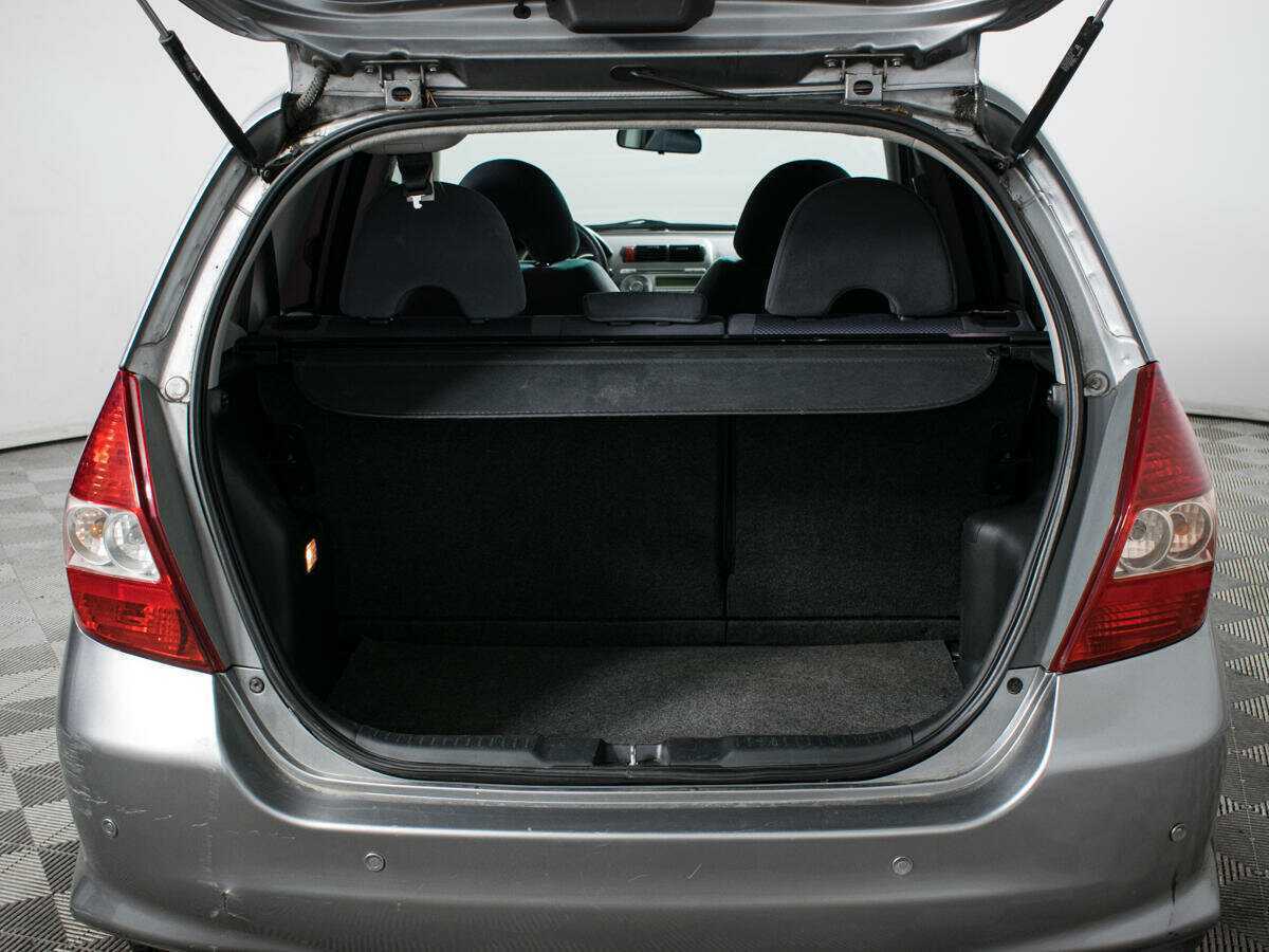 Купить Honda Jazz с пробегом. Фото: #8