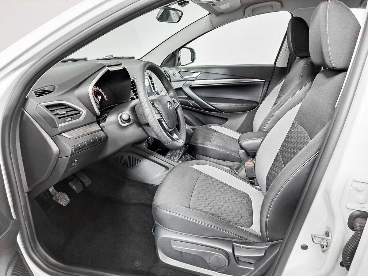 Купить Lada (ВАЗ) Vesta с пробегом. Фото: #15