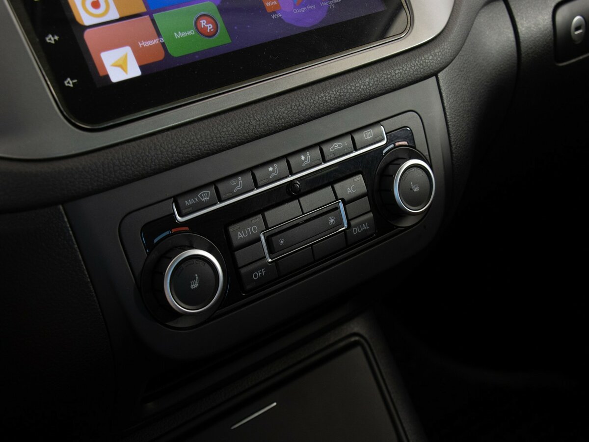 Купить Volkswagen Tiguan с пробегом. Фото: #11