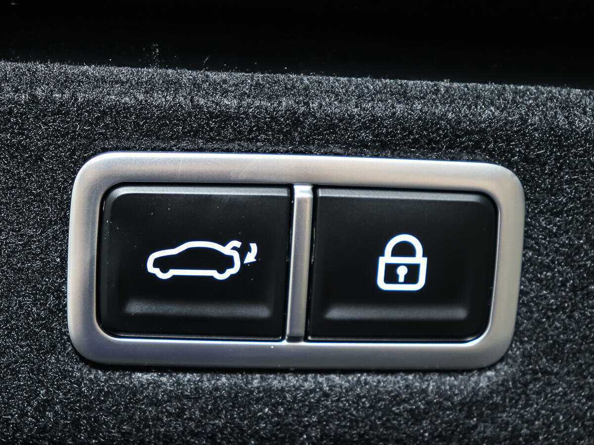 Купить Hyundai Grandeur с пробегом. Фото: #22