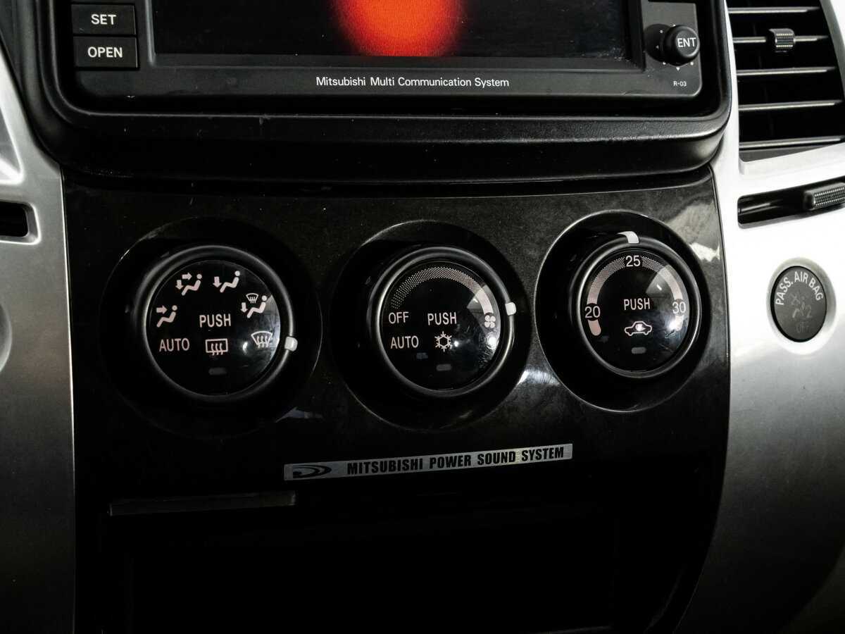 Купить Mitsubishi Pajero Sport с пробегом. Фото: #9