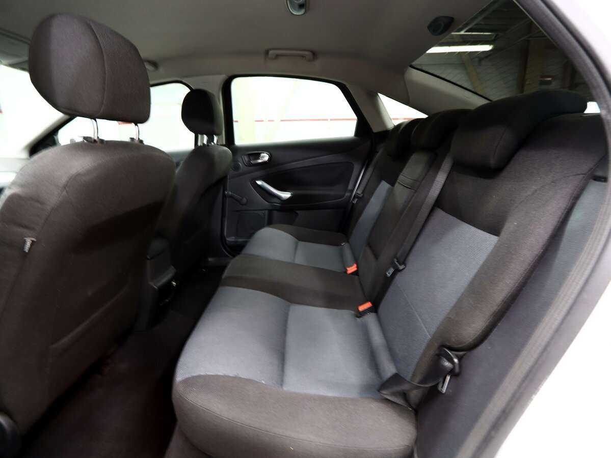 Купить Ford Mondeo с пробегом. Фото: #19