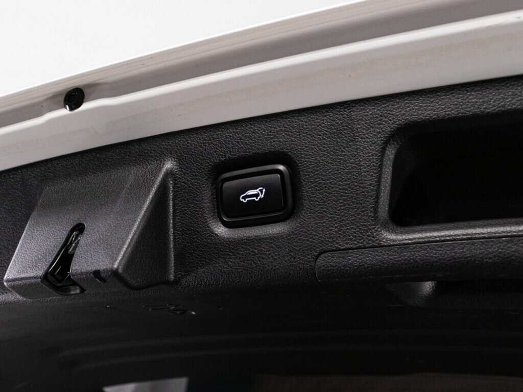 Купить Hyundai Santa Fe с пробегом. Фото: #15
