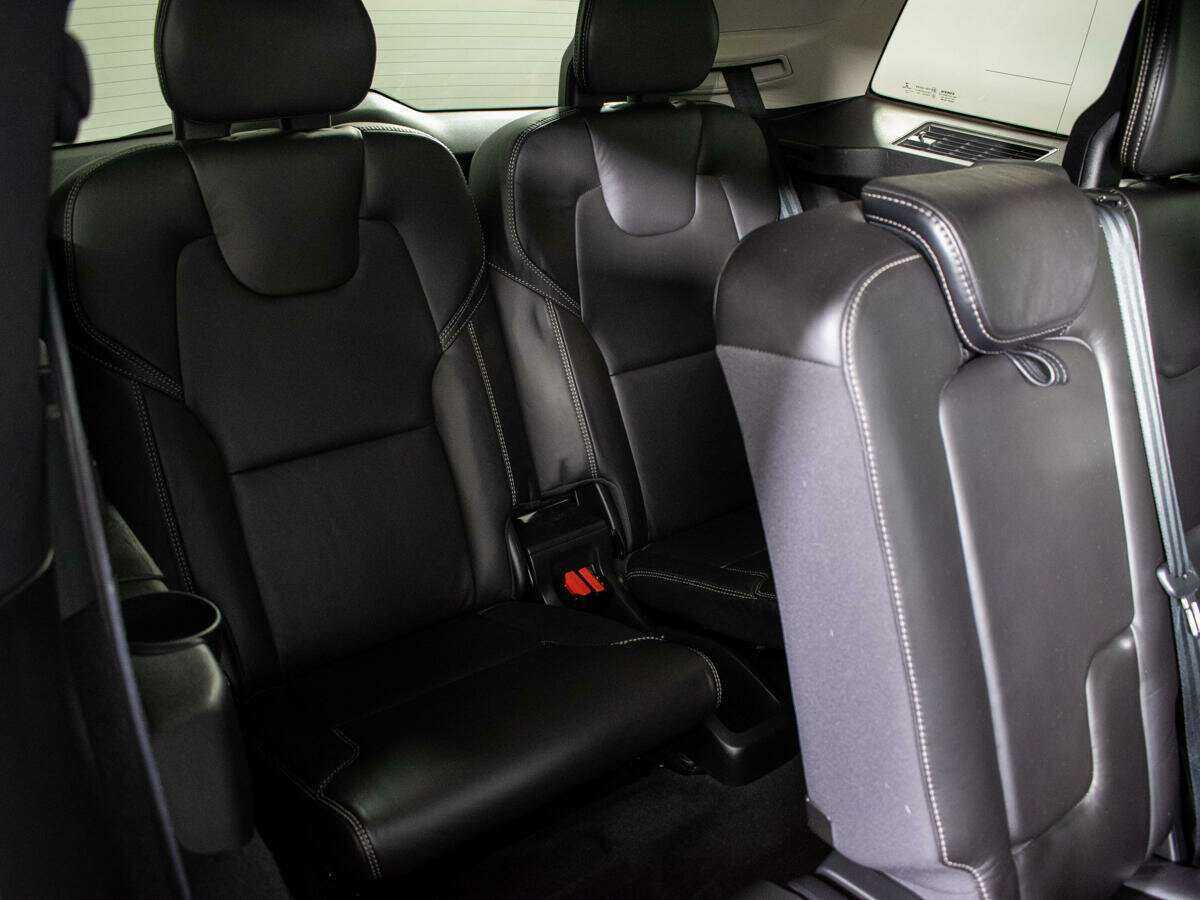 Купить Volvo XC90 с пробегом. Фото: #8