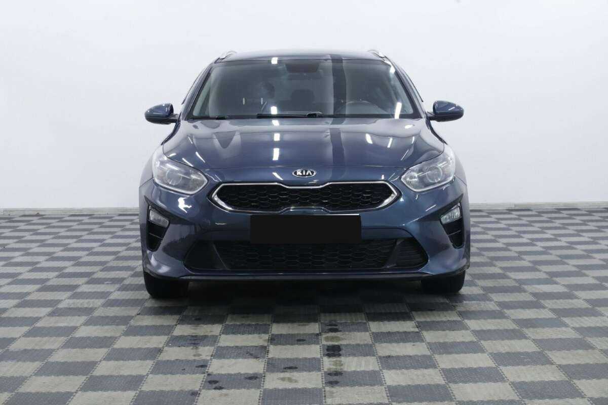 Купить Kia Ceed с пробегом. Фото: #4
