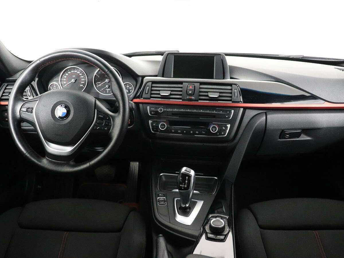 Купить BMW 3 серии с пробегом. Фото: #10