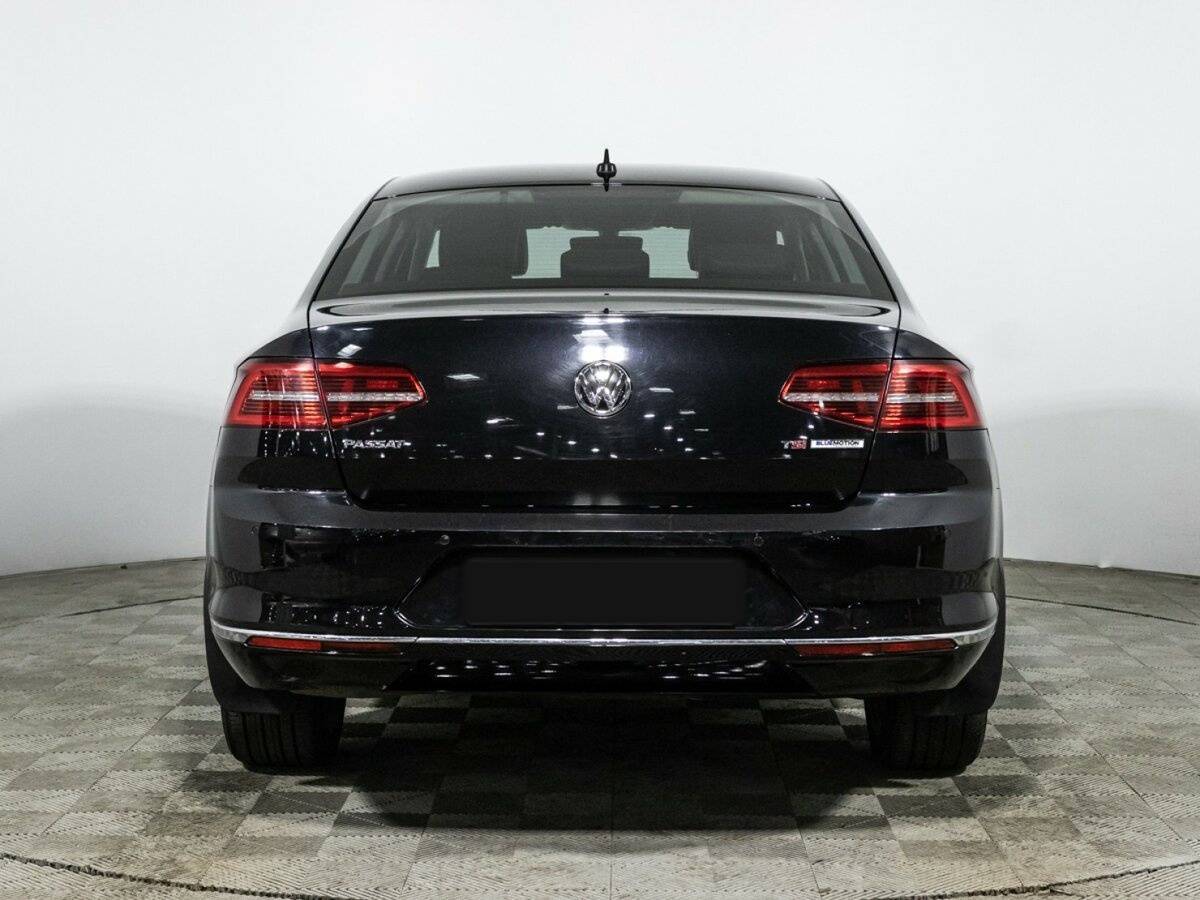 Купить Volkswagen Passat с пробегом. Фото: #5