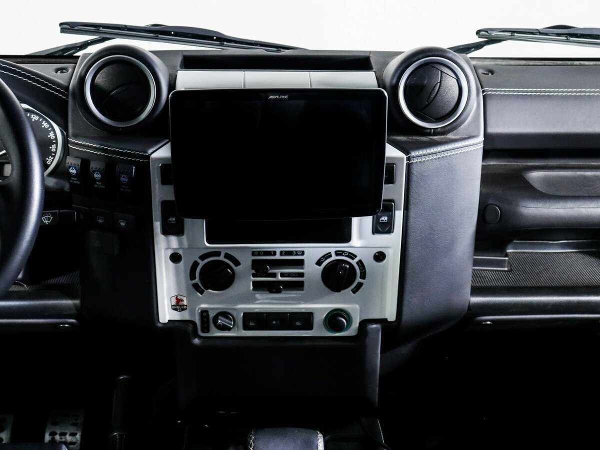 Купить Land Rover Defender с пробегом. Фото: #12