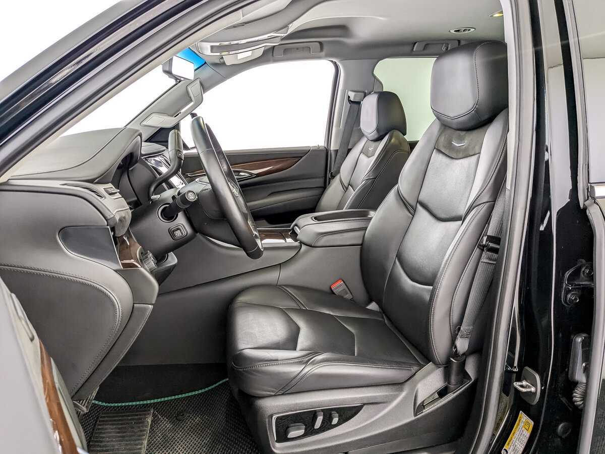 Купить Cadillac Escalade с пробегом. Фото: #15