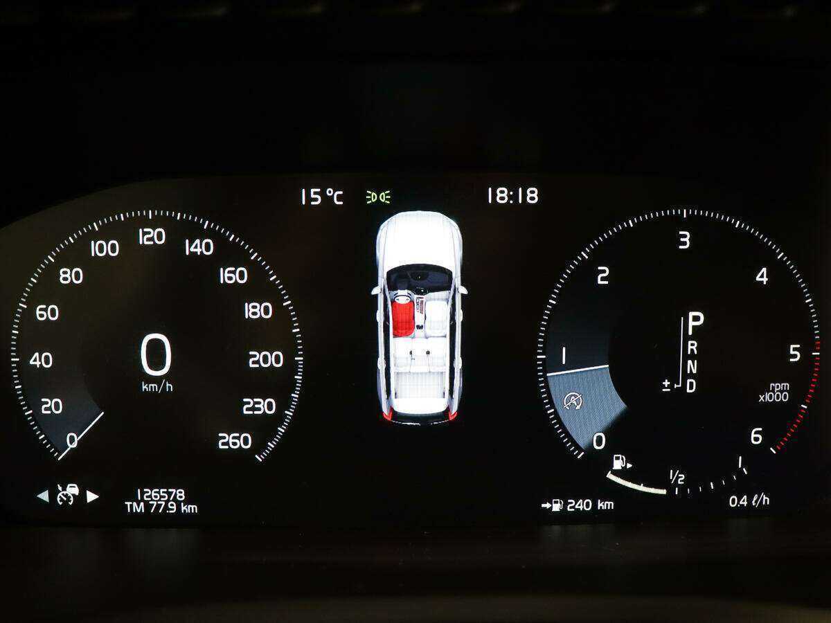 Купить Volvo XC90 с пробегом. Фото: #9