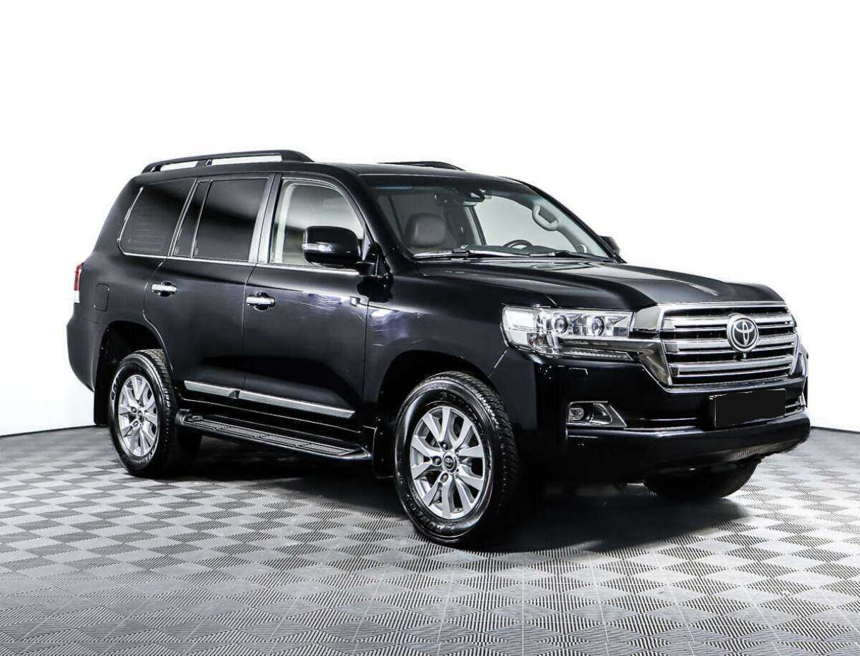 Купить Toyota Land Cruiser с пробегом. Фото: #2