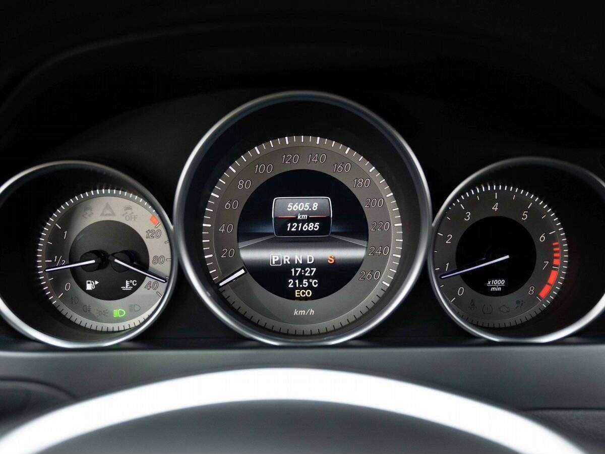 Купить Mercedes-Benz C-Класс с пробегом. Фото: #15