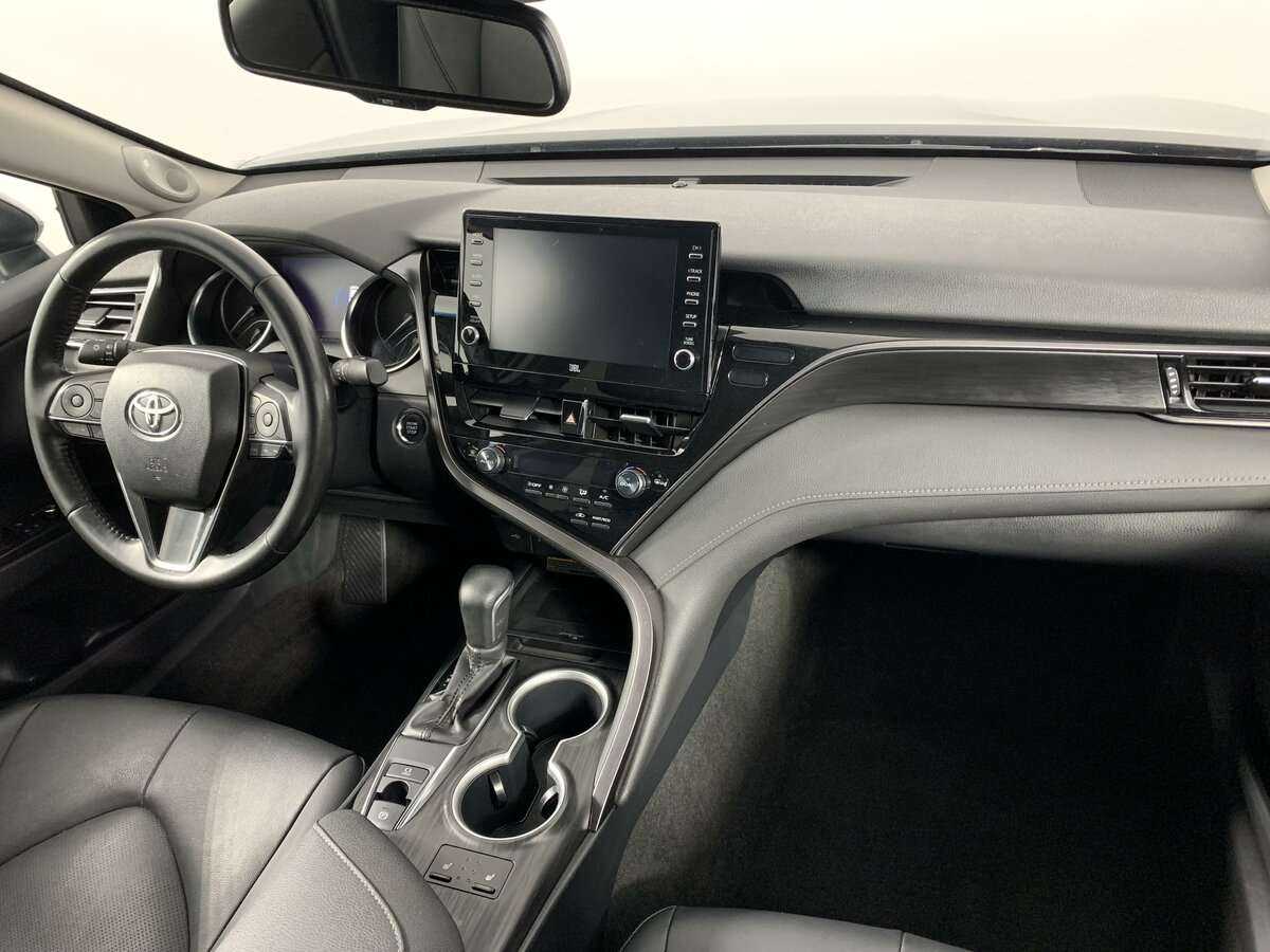 Купить Toyota Camry с пробегом. Фото: #6