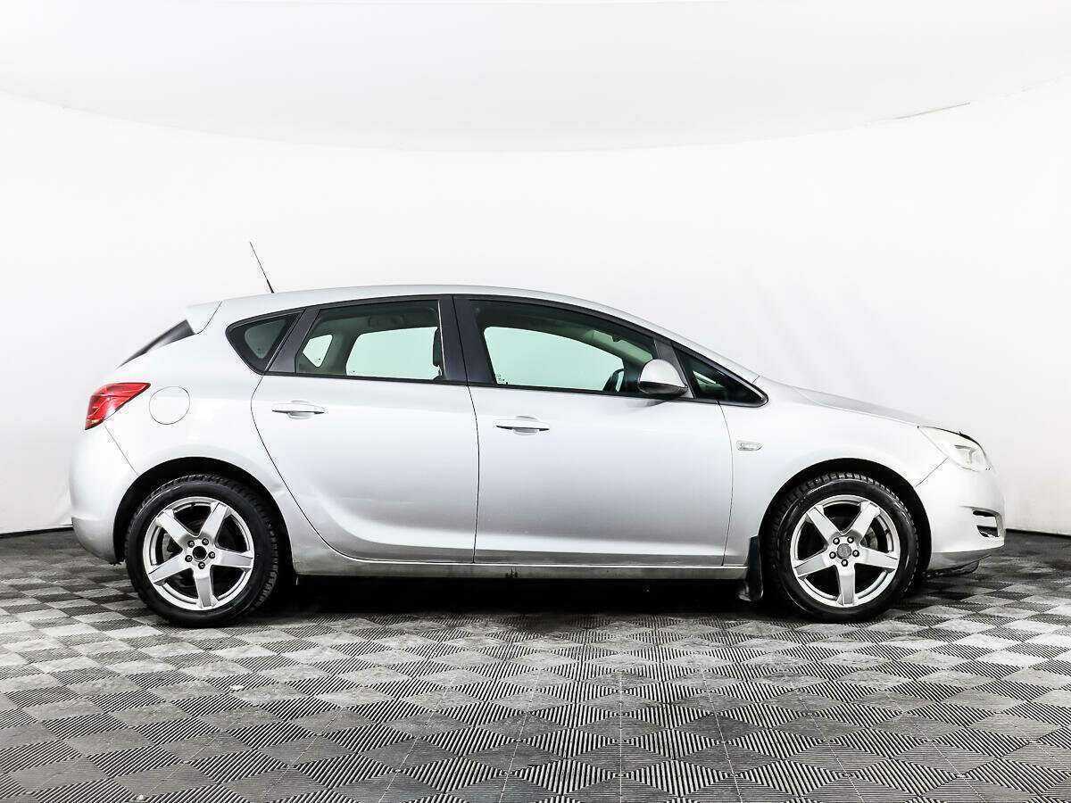 Купить Opel Astra с пробегом. Фото: #3