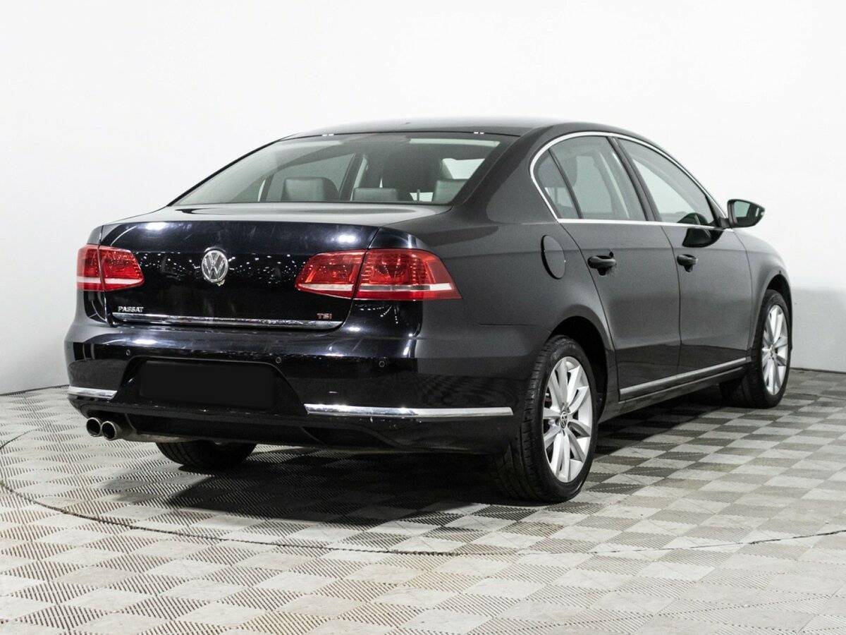 Купить Volkswagen Passat с пробегом. Фото: #4
