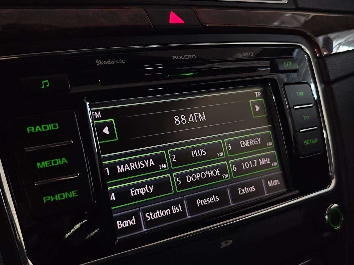 Купить Skoda Superb с пробегом. Фото: #16