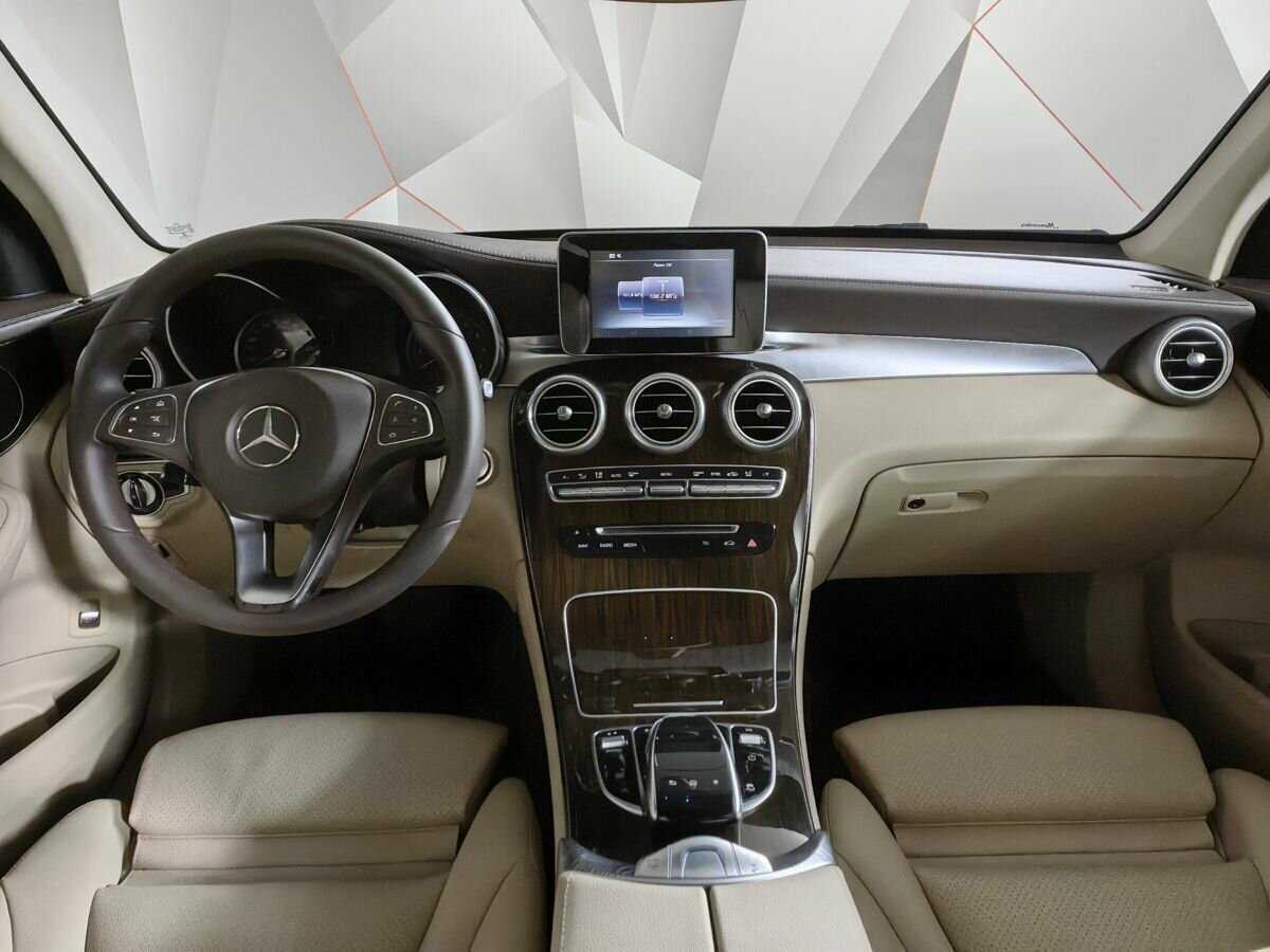 Купить Mercedes-Benz GLC с пробегом. Фото: #9