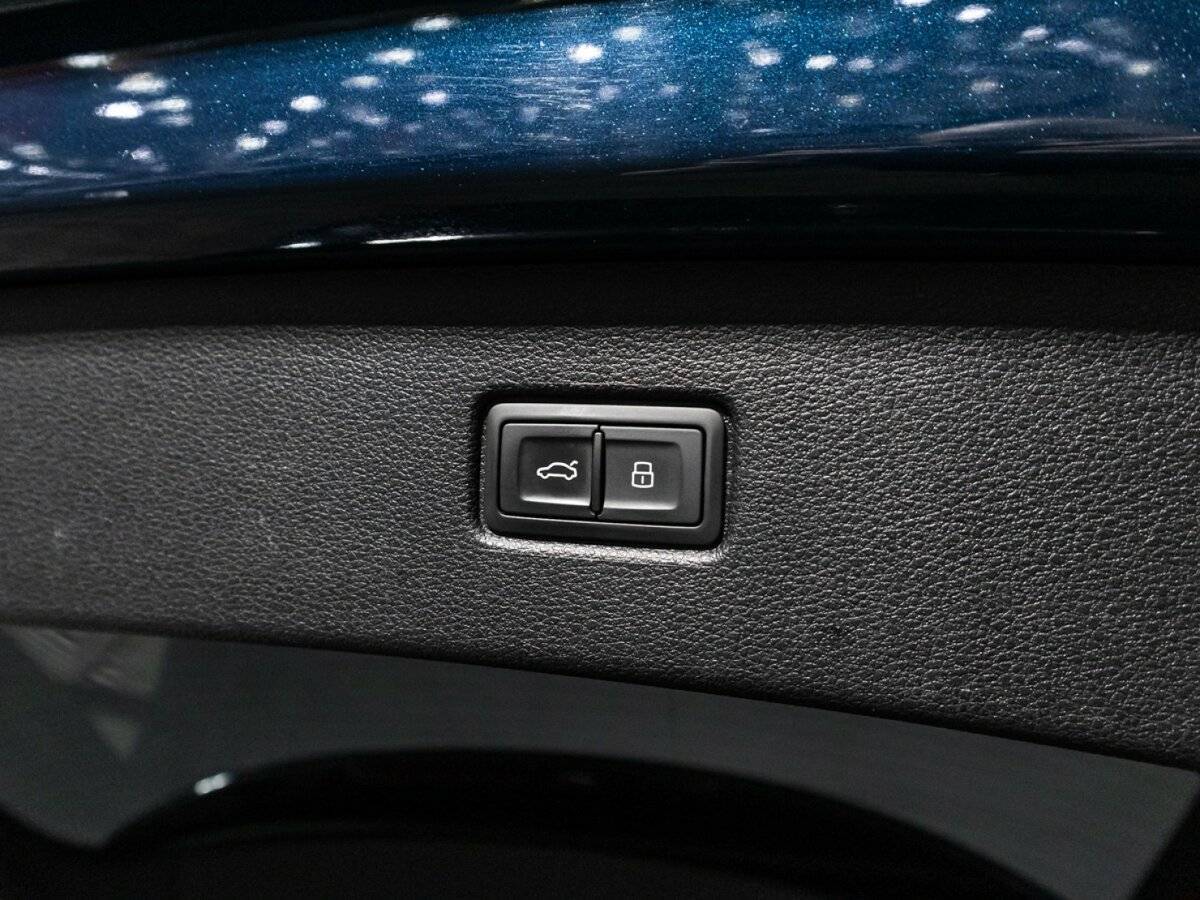 Купить Audi Q7 с пробегом. Фото: #15