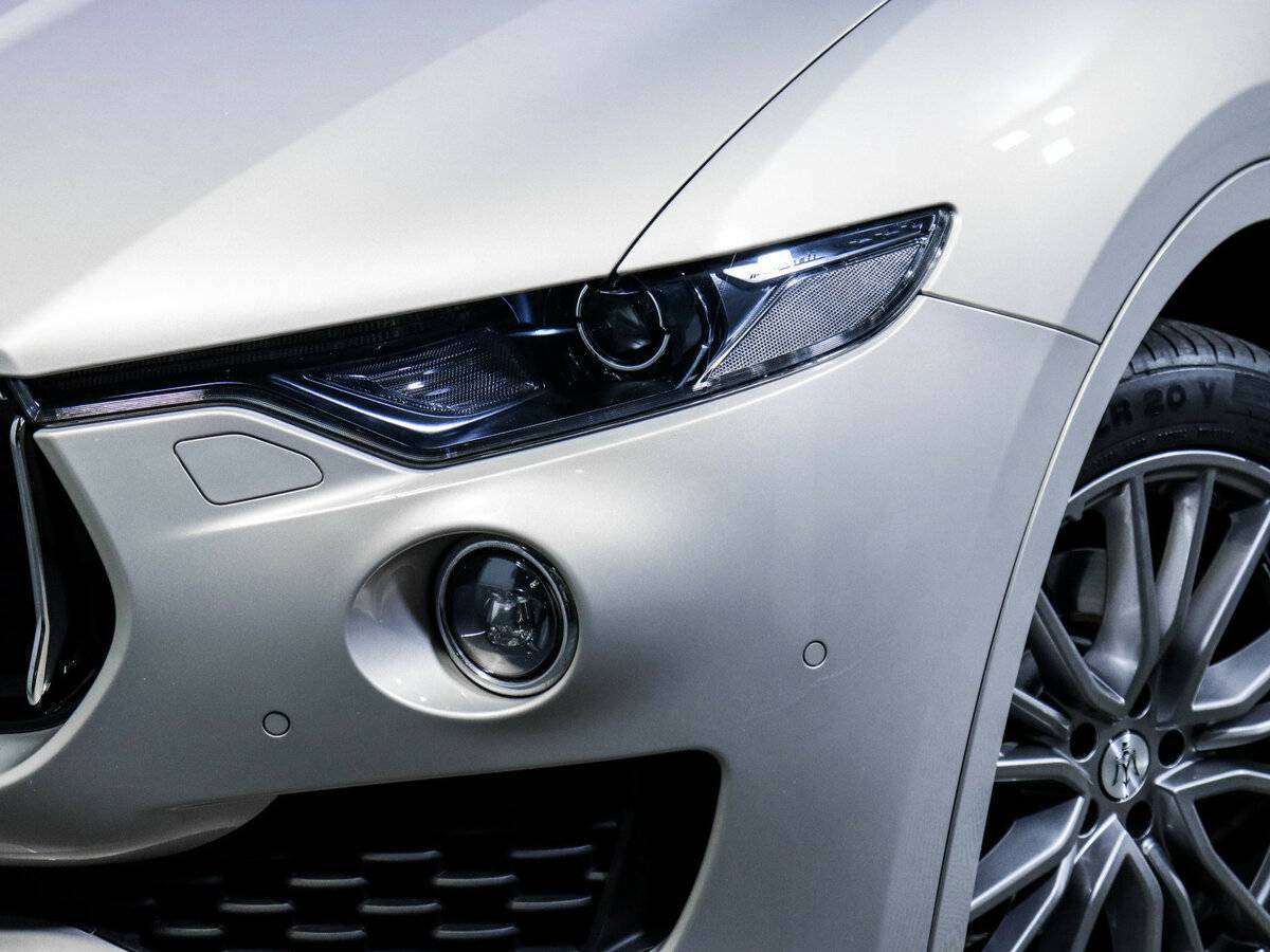 Купить Maserati Levante с пробегом. Фото: #11