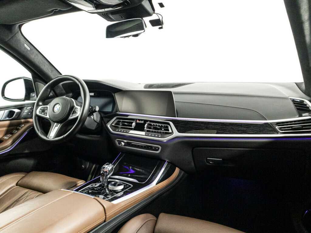 Купить BMW X7 с пробегом. Фото: #8