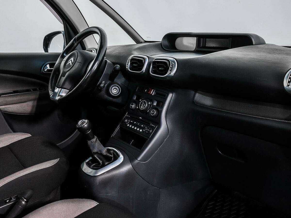 Купить Citroen C3 Picasso с пробегом. Фото: #10