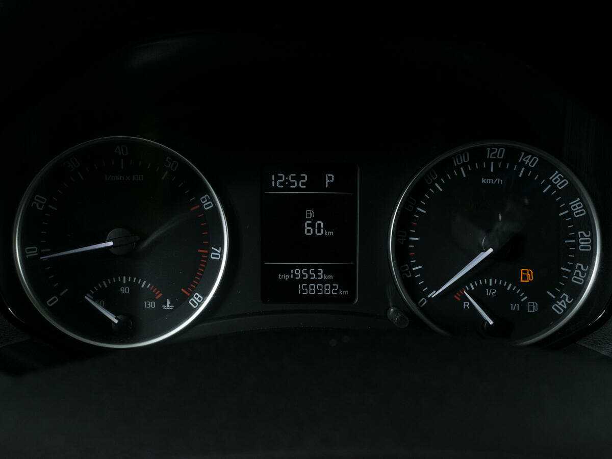 Купить Skoda Octavia с пробегом. Фото: #9